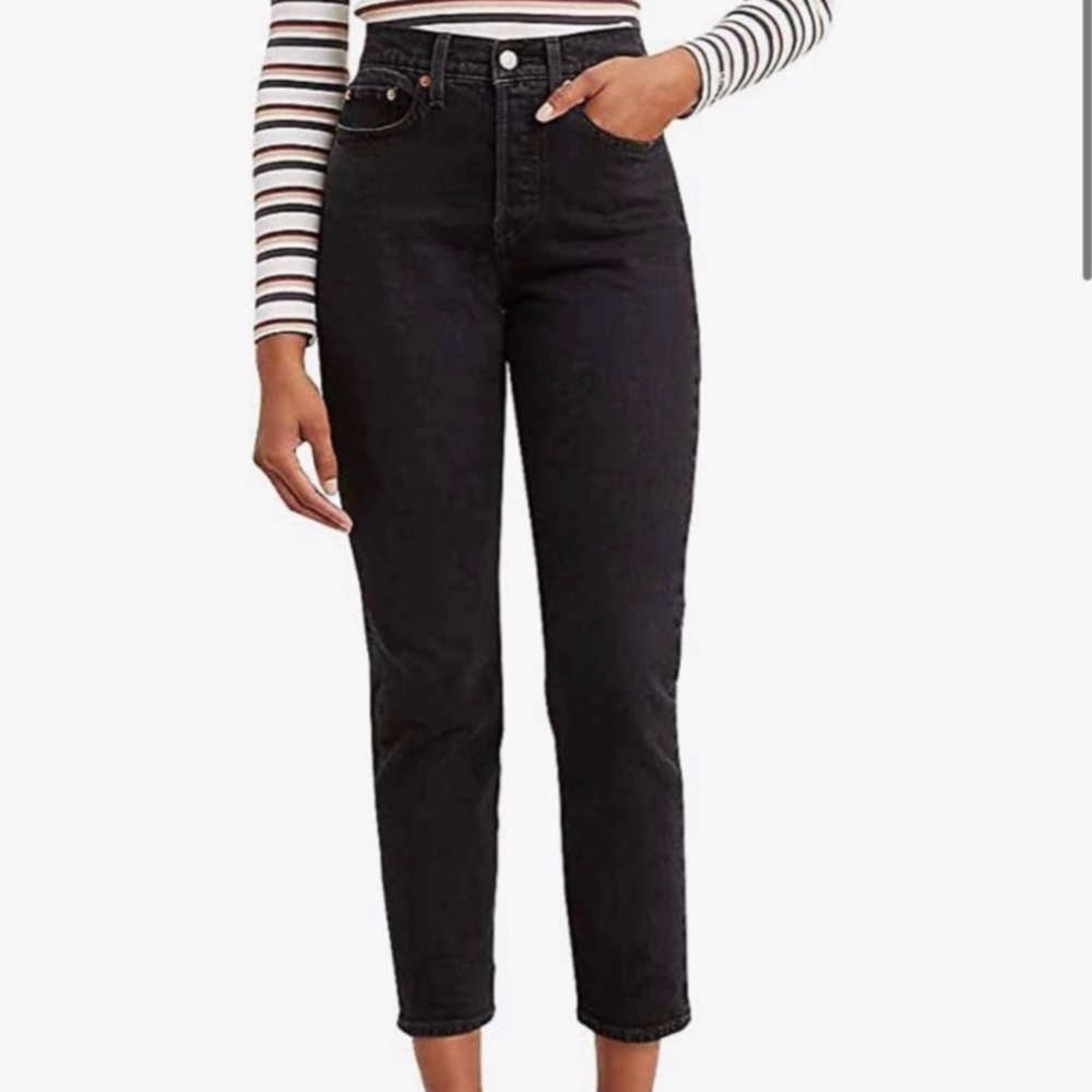 Levi’s Premium Black Wedgie Icon Jeans Denim Sz 24 High Rise Button Fly